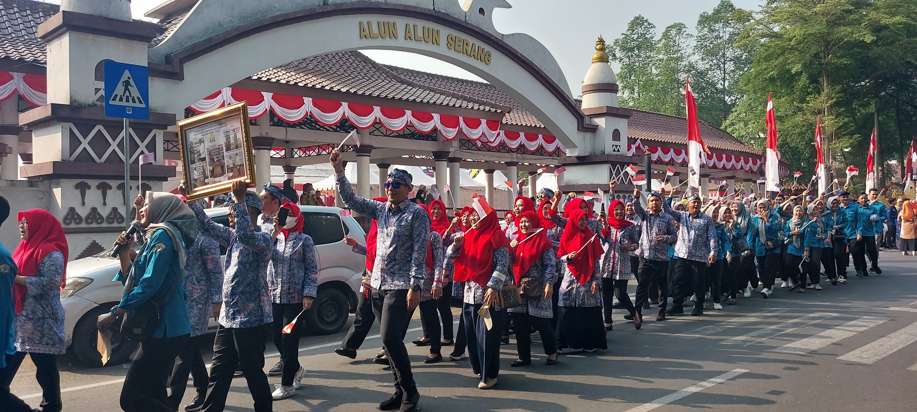 BPKAD KOTA SERANG IKUT MENGHADIRI Pawai Budaya 2023 HUT Kota Serang ke-16