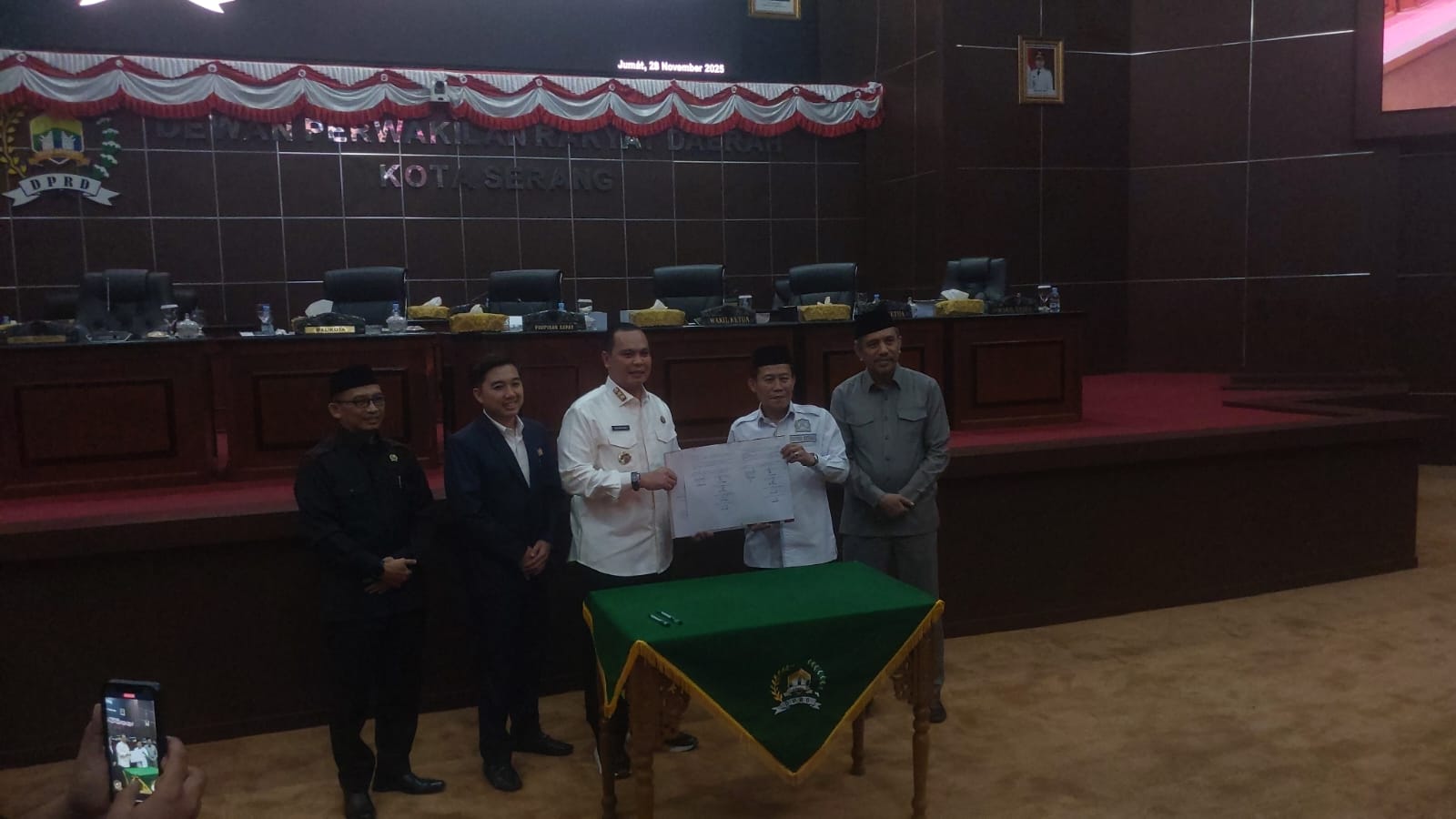 Raperda APBD Kota Serang 2026 Resmi Disahkan, Pemkot Fokus pada Pembangunan Fisik