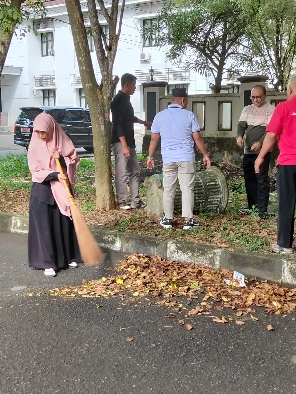 BPKAD Kota Serang Mengikuti Kegiatan Jumat Bersih